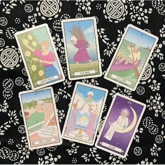 The Golden Girls Tarot Cards 78 Oracle Cards NIP Deck for Beginners - Picture 3 of 5